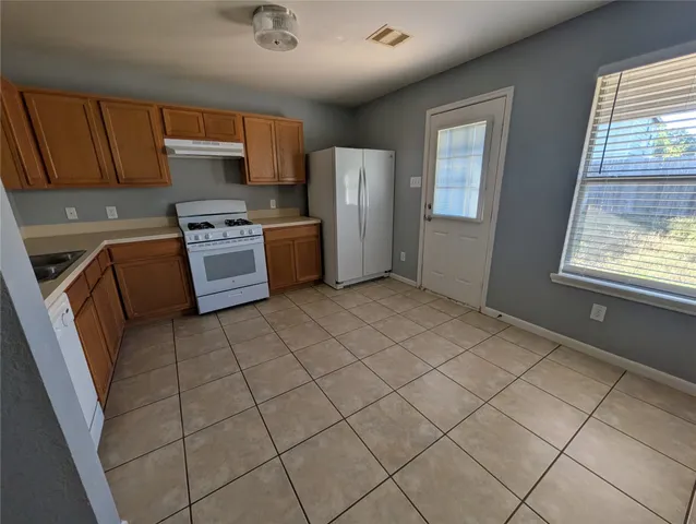 $1,500 | 8235 Wooded Terrace Lane, Humble, TX 77338