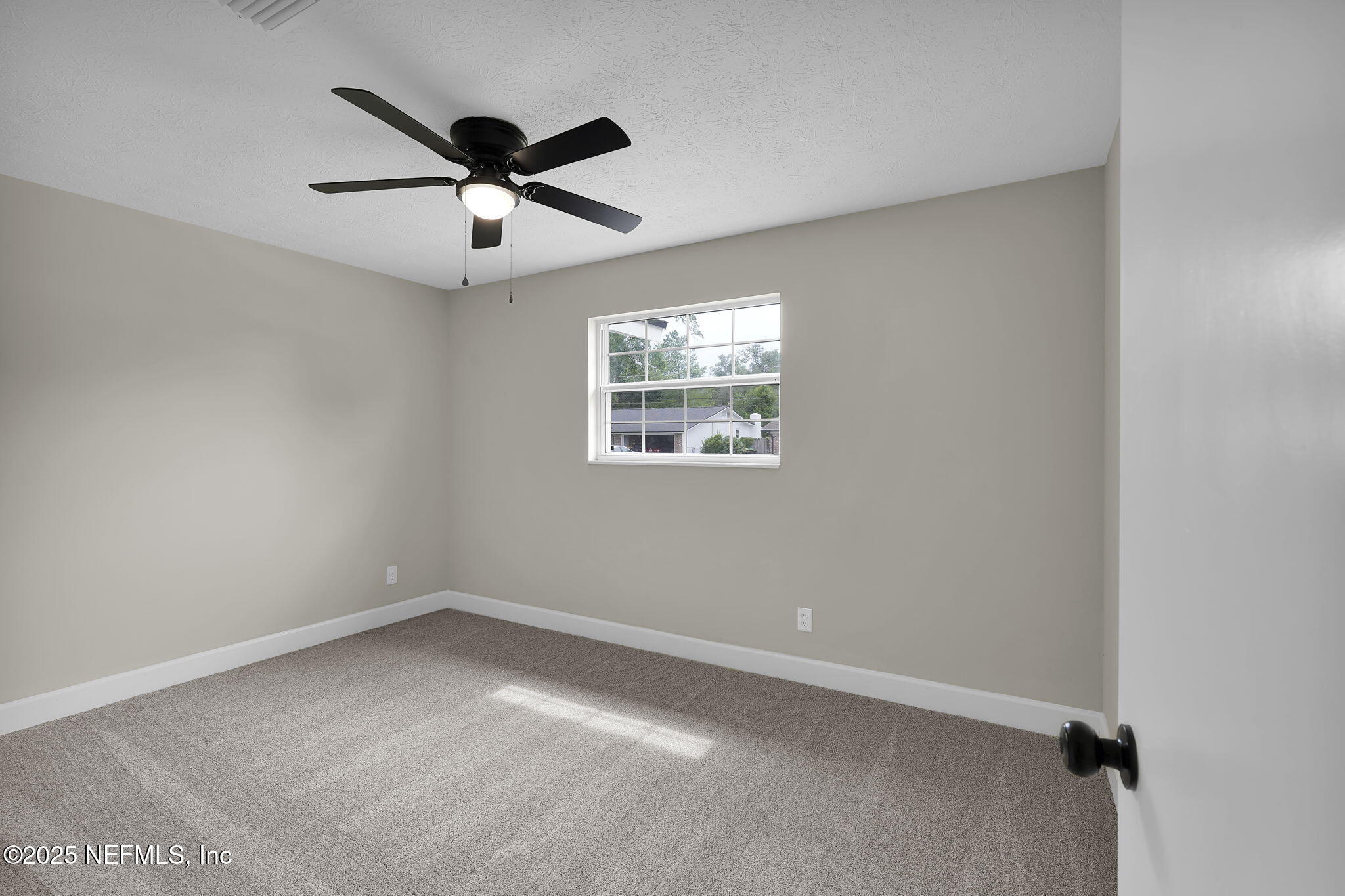1625 Londonderry Road Jacksonville, FL 32210 - Photo 14 of 39 26-web-or-mls-1625 Londonberry_026
