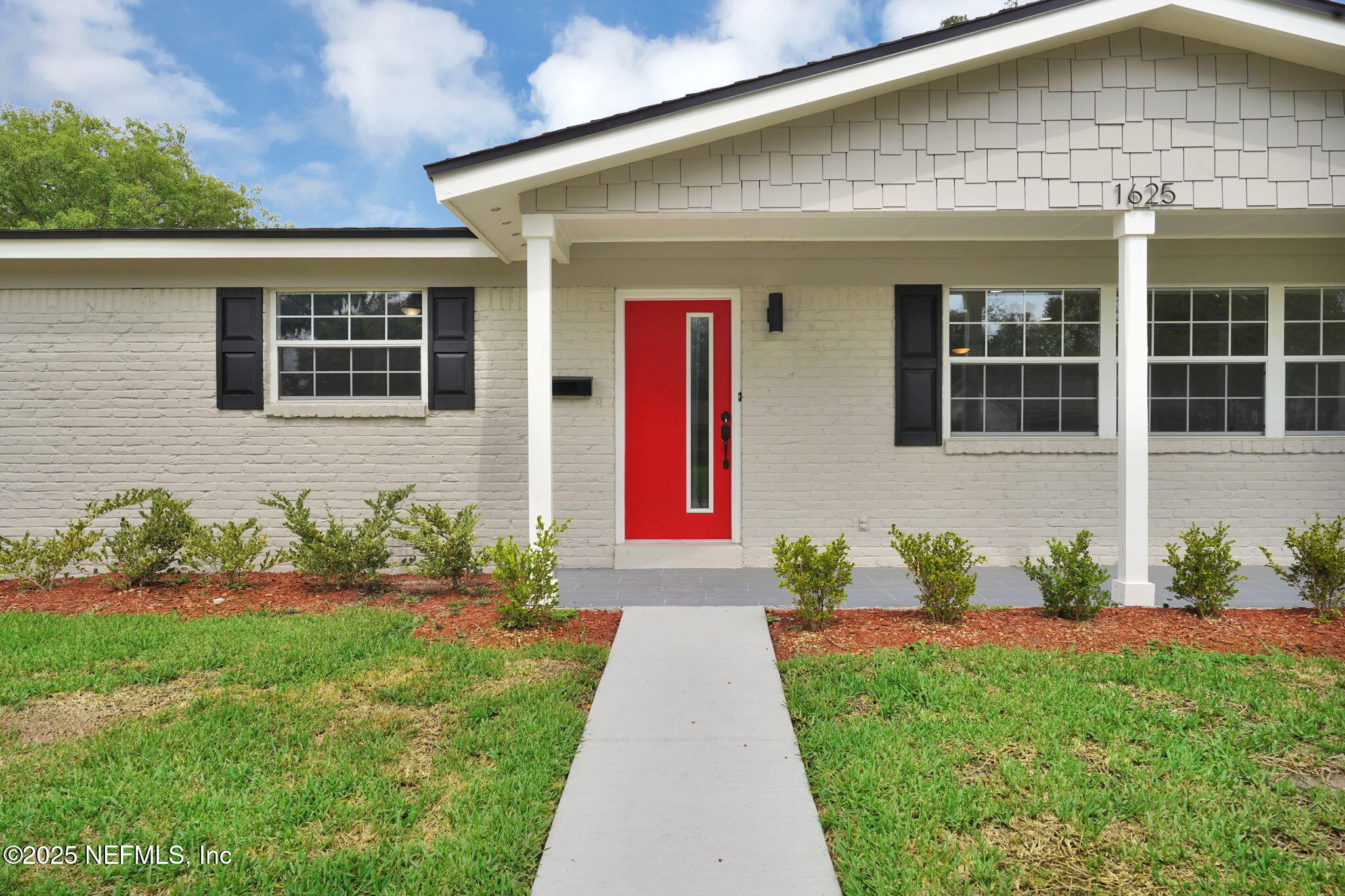 1625 Londonderry Road Jacksonville, FL 32210 - Photo 4 of 39 4-web-or-mls-1625 Londonberry_004