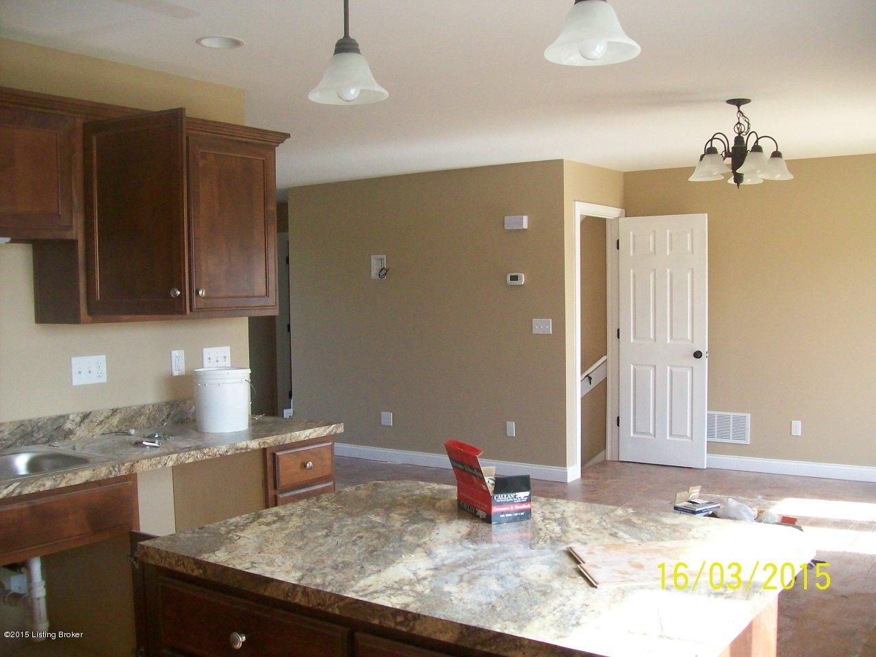 5245 Bloomfield Road Bardstown, KY 40004 - Photo 3 of 4 123 097.JPG