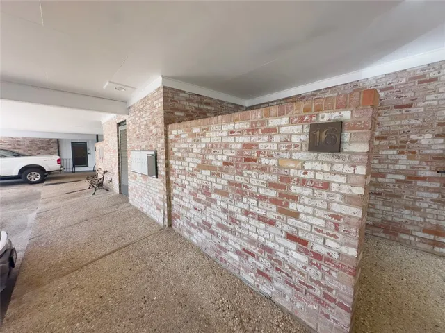 $1,850 | 2704 San Pedro Street, Unit 16, Austin, TX 78705