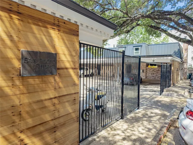 $1,850 | 2704 San Pedro Street, Unit 16, Austin, TX 78705
