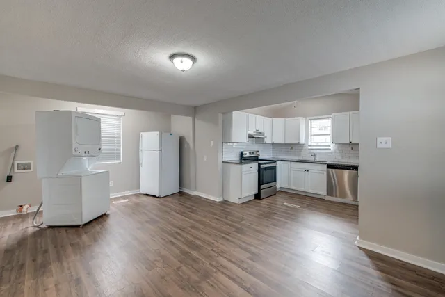 $599,000 | 4989 Chateau Avenue, North Charleston, SC 29405