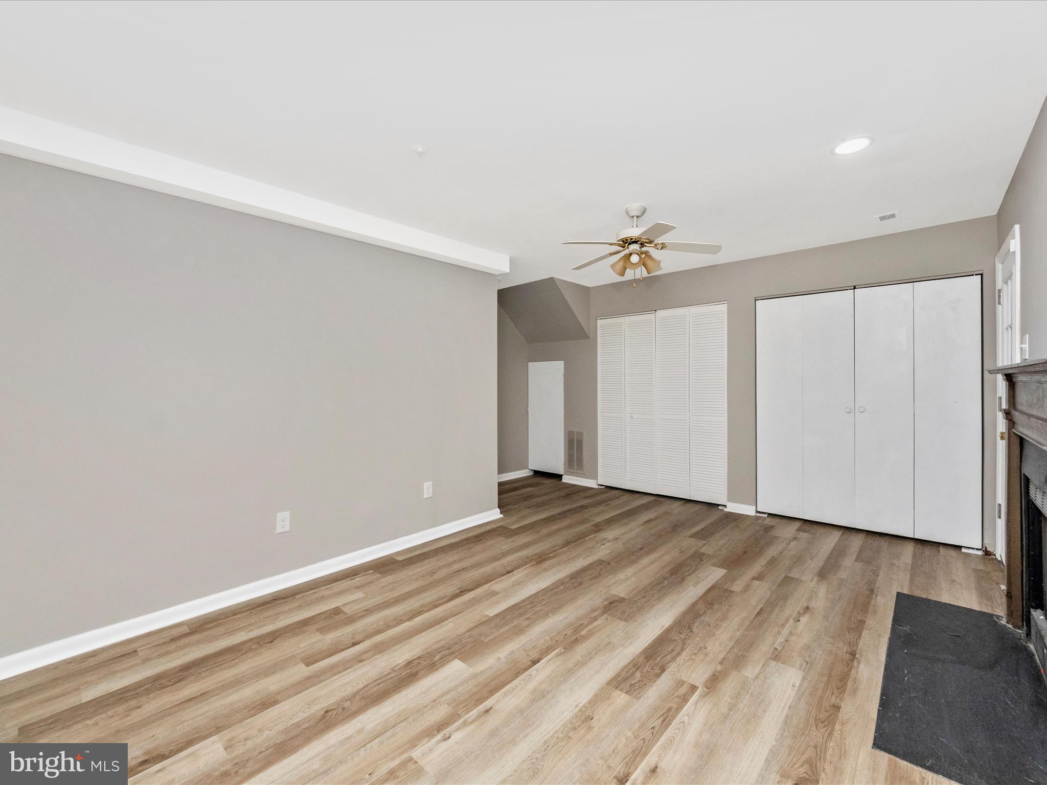 2242 Commissary Circle Odenton, MD 21113 - Photo 5 of 51 Family Room