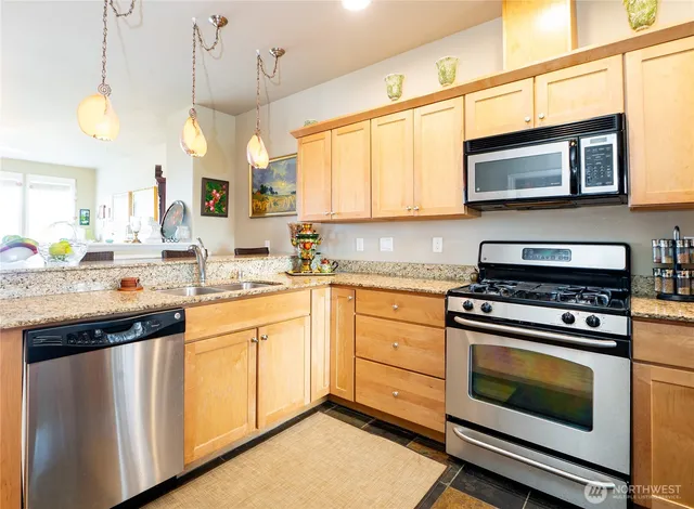 $390,000 | 4819 Alderson Road, Unit 302, Blaine, WA 98230