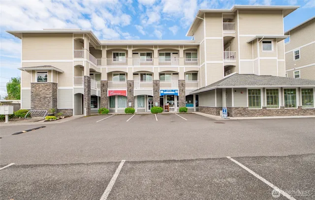 $390,000 | 4819 Alderson Road, Unit 302, Blaine, WA 98230
