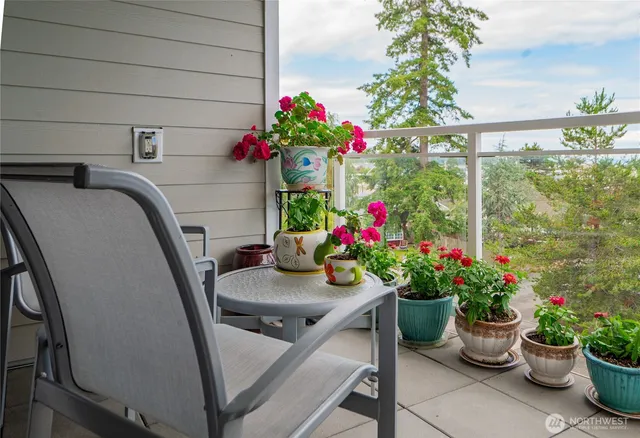 $390,000 | 4819 Alderson Road, Unit 302, Blaine, WA 98230