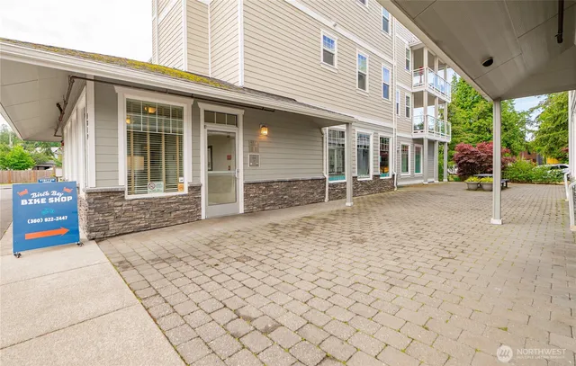 $390,000 | 4819 Alderson Road, Unit 302, Blaine, WA 98230