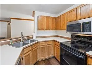 $1,850 | 3563 Blue Jay Way, Unit 107, Eagan, MN 55123