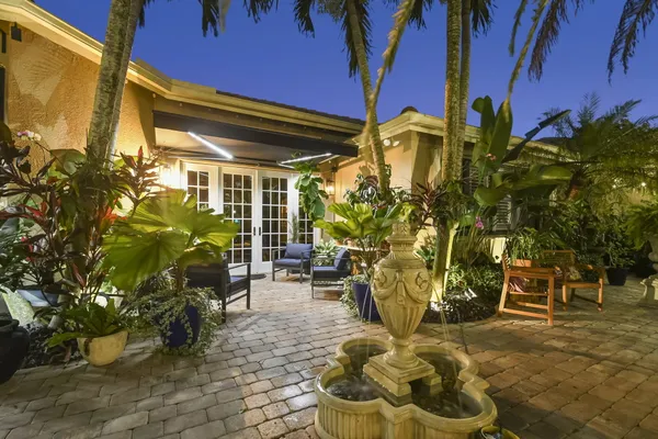 $765,000 | 7723 Via Grande, Boynton Beach, FL 33437