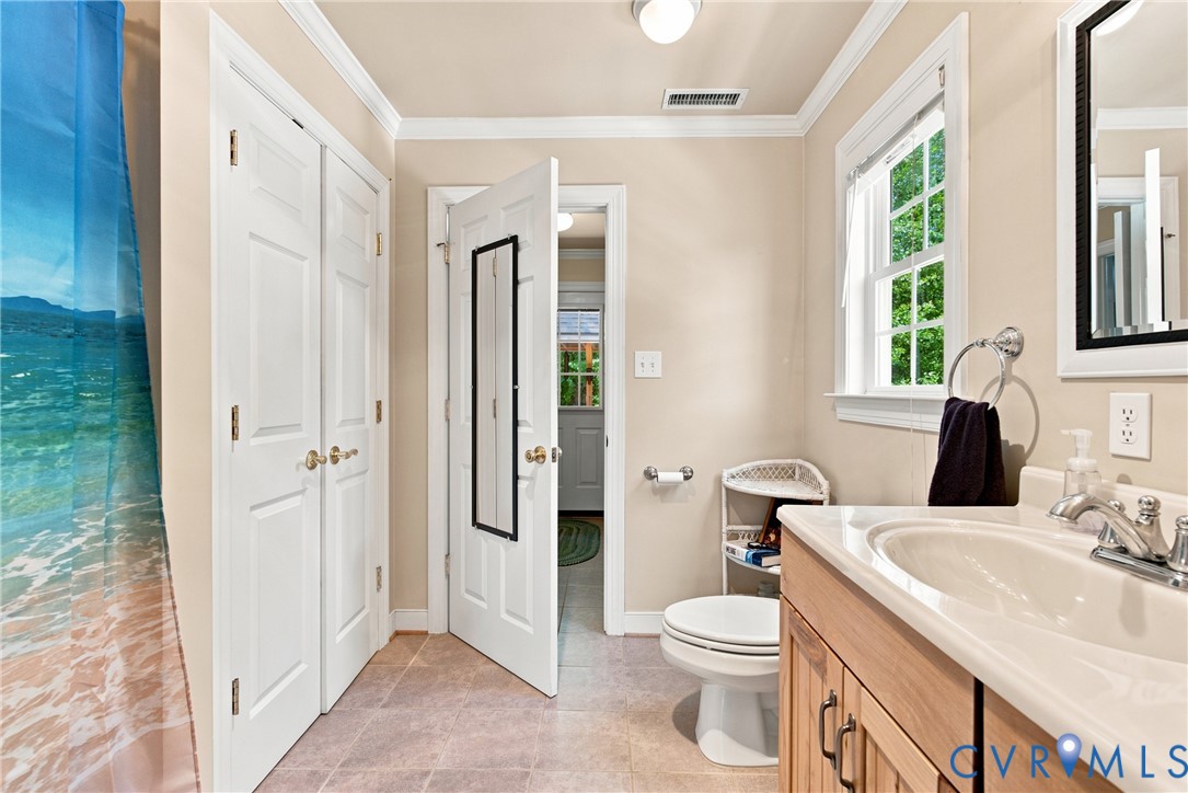 197 Goshen Road Cumberland, VA 23040 - Photo 28 of 70 Bathroom featuring a light wood-finish vanity with