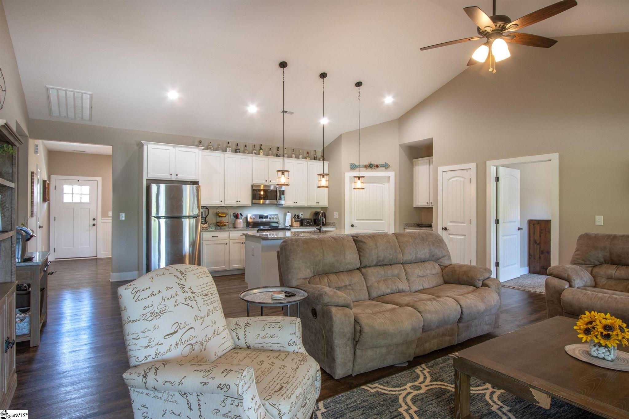 105 Wham Lawn Road Gray Court, SC 29645 - Photo 17 of 33