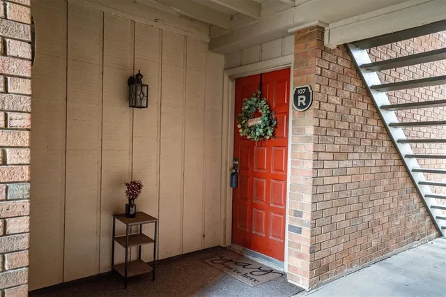 $1,550 | 2808 Escada Drive, Unit 107, Farmers Branch, TX 75234