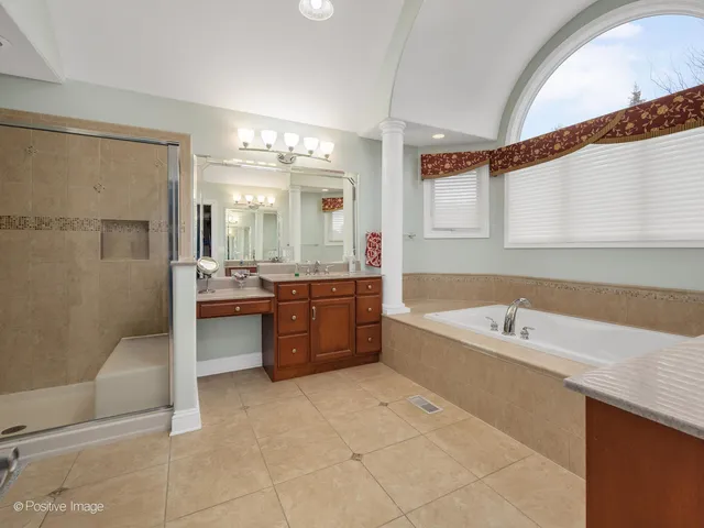 $989,000 | 3111 Landore Drive, Naperville, IL 60564