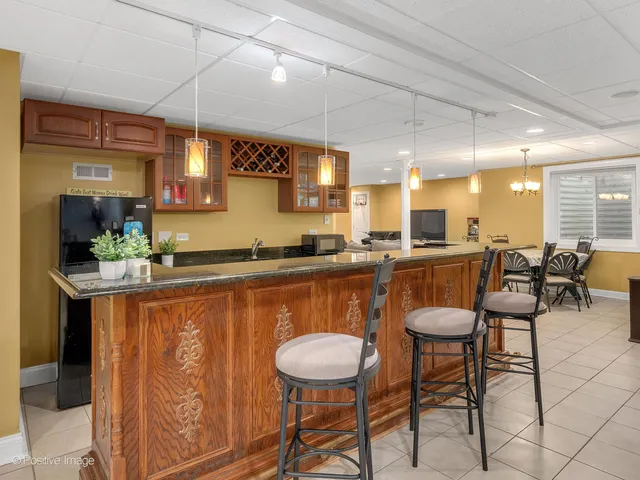 $989,000 | 3111 Landore Drive, Naperville, IL 60564