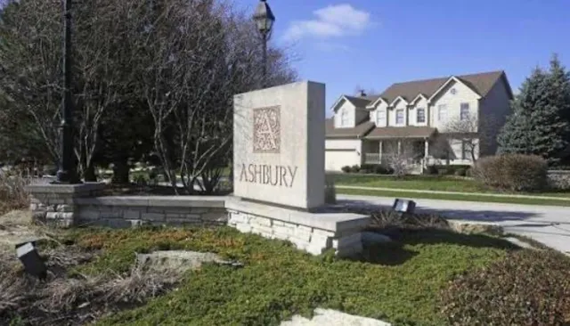 $989,000 | 3111 Landore Drive, Naperville, IL 60564