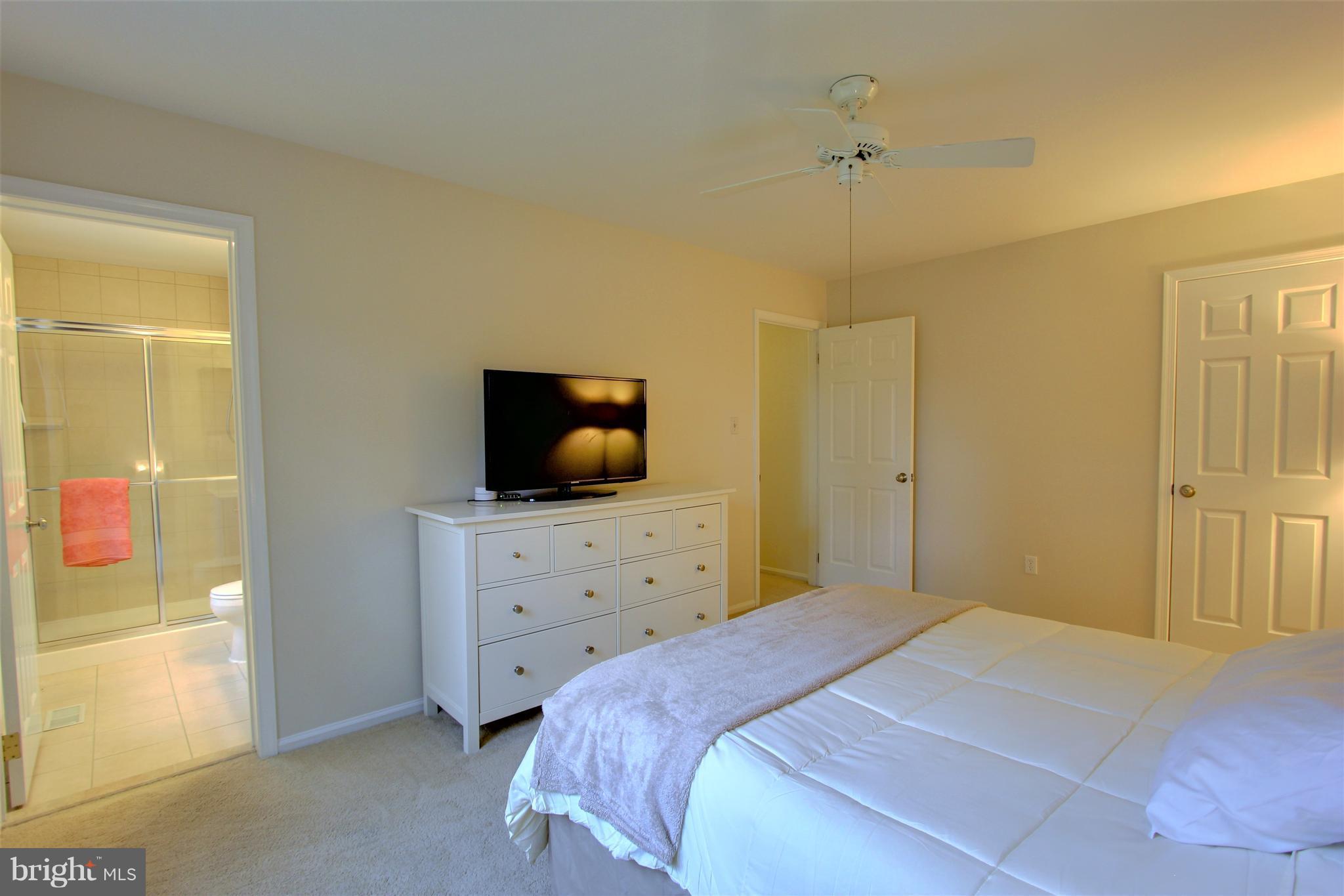 10228 Scaggsville Road Laurel, MD 20723 - Photo 25 of 30 2nd master bedroom ensuite.