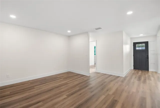 $3,700 | 3145 Sandy Ridge Drive, Clearwater, FL 33761