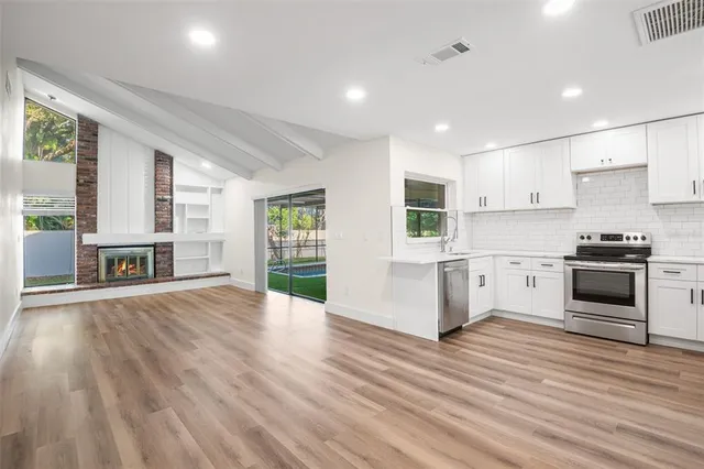 $3,700 | 3145 Sandy Ridge Drive, Clearwater, FL 33761