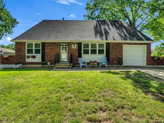 $319,900 | 5728 North Denver Avenue, Kansas City, MO 64119