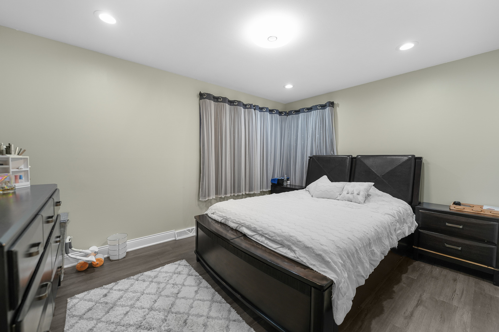 30 Joyce Lane Addison, IL 60101 - Photo 12 of 22 Gallery Image 12