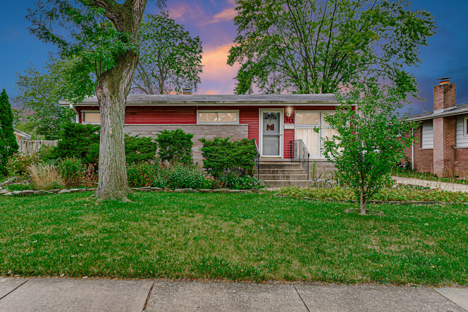 30 Joyce Lane Addison, IL 60101 - Photo 2 of 22 Gallery Image 2