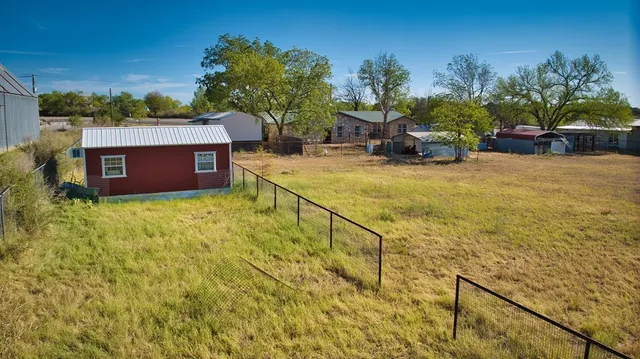 $369,900 | 717 East Rainey Street, Mason, TX 76856