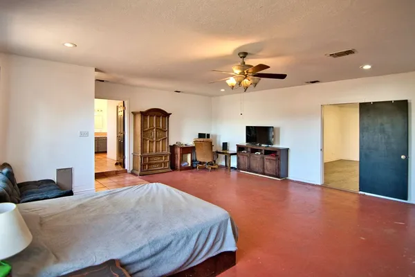 $369,900 | 717 East Rainey Street, Mason, TX 76856