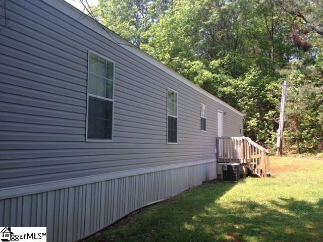 195 Roanoke Road Liberty, SC 29657 - Photo 3 of 35