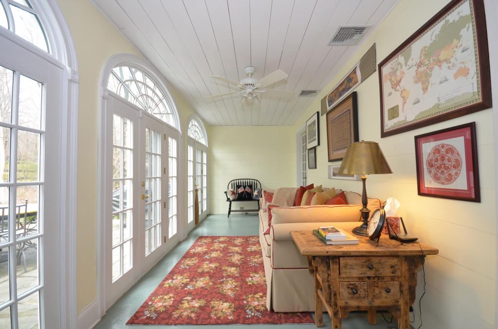 92 Valley Road New Canaan, CT 06840 - Photo 35 of 42 sun room