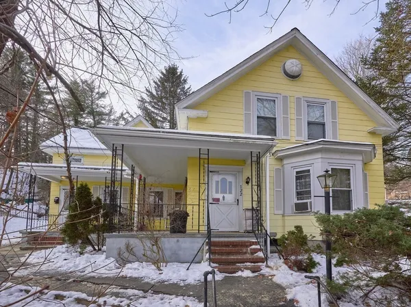 $420,000 | 122 Sanborn Street, Fitchburg, MA 01420