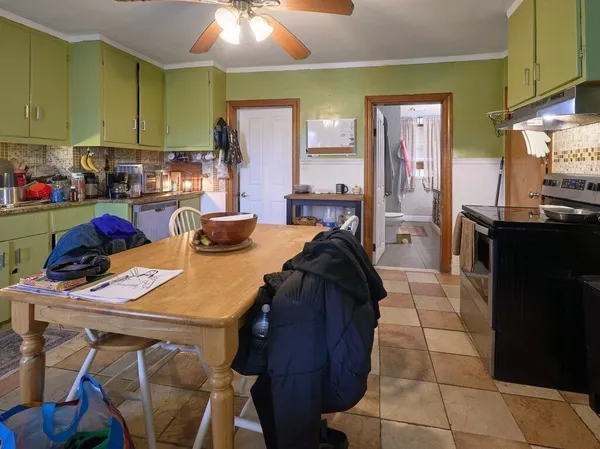 $420,000 | 122 Sanborn Street, Fitchburg, MA 01420