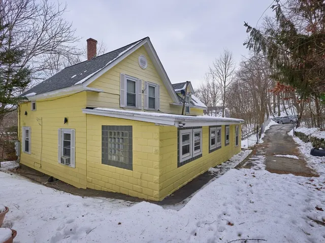 $420,000 | 122 Sanborn Street, Fitchburg, MA 01420
