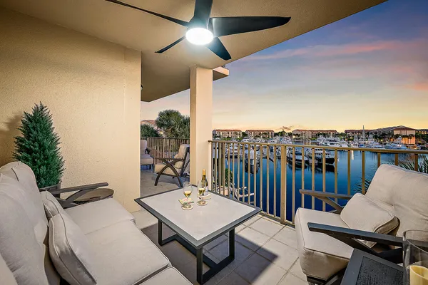 $525,000 | 1601 Marina Isle Way, Unit 402, Jupiter, FL 33477