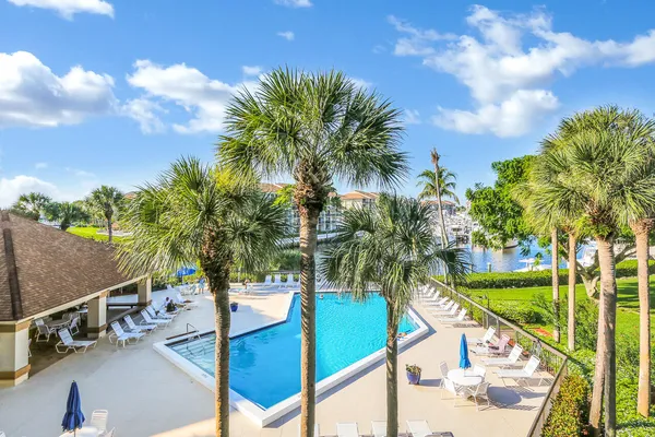 $525,000 | 1601 Marina Isle Way, Unit 402, Jupiter, FL 33477