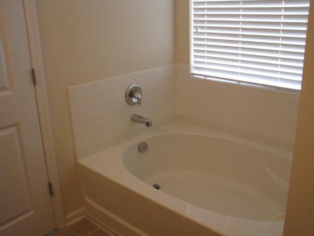 193 Decatur Drive Summerville, SC 29486 - Photo 17 of 33 IMG_4050.JPG