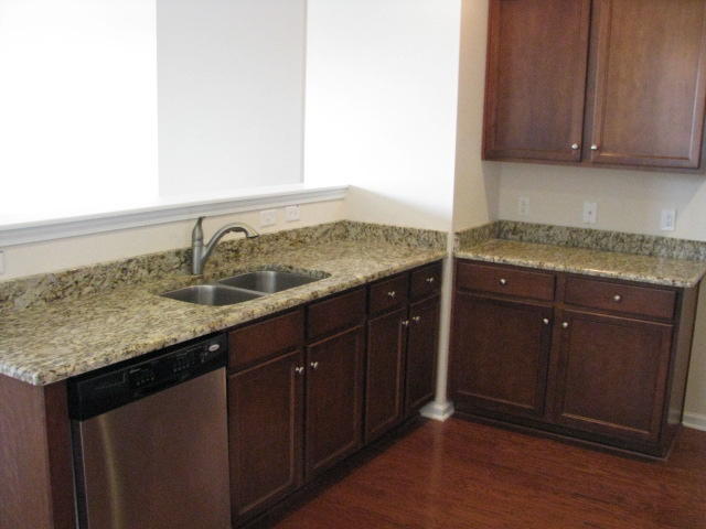 193 Decatur Drive Summerville, SC 29486 - Photo 10 of 33 IMG_4037.JPG