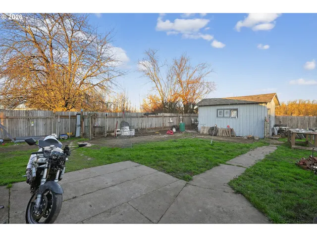 $399,900 | 92981 Prairie Road, Junction City, OR 97448