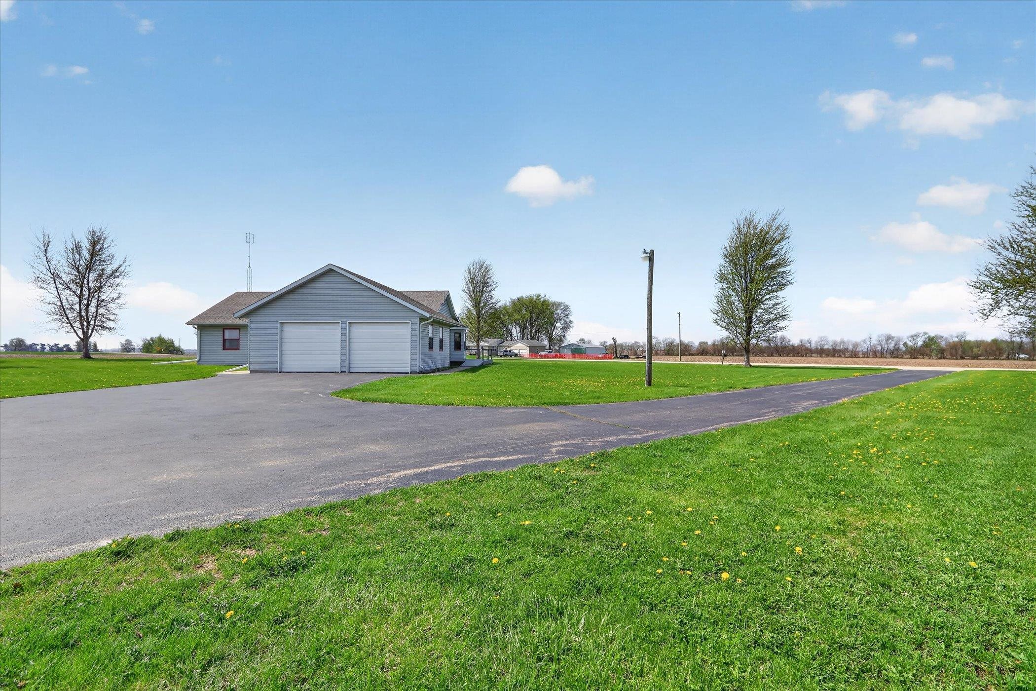 1936 Hoosier Road Franklin Grove, IL 61031 - Photo 8 of 51