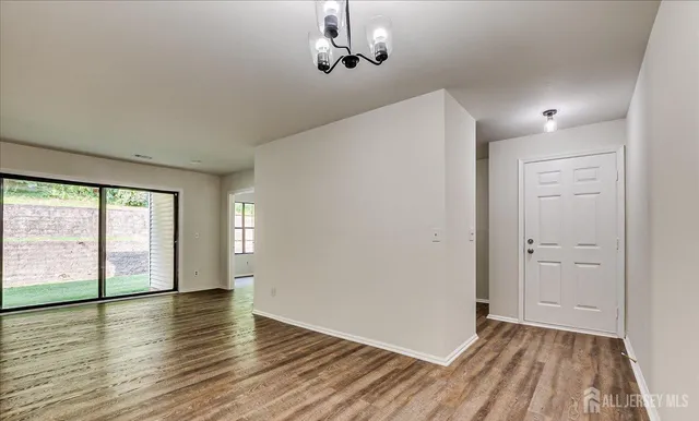 $3,100 | 2006 Bayhead Drive, Sayreville, NJ 08859