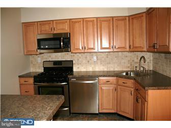3552 Woodhaven Road Philadelphia, PA 19154 - Photo 3 of 12 Gallery Image 3