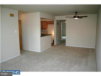 3552 Woodhaven Road Philadelphia, PA 19154 - Photo 6 of 12 Gallery Image 6