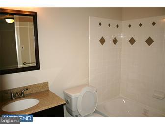3552 Woodhaven Road Philadelphia, PA 19154 - Photo 8 of 12 Gallery Image 8