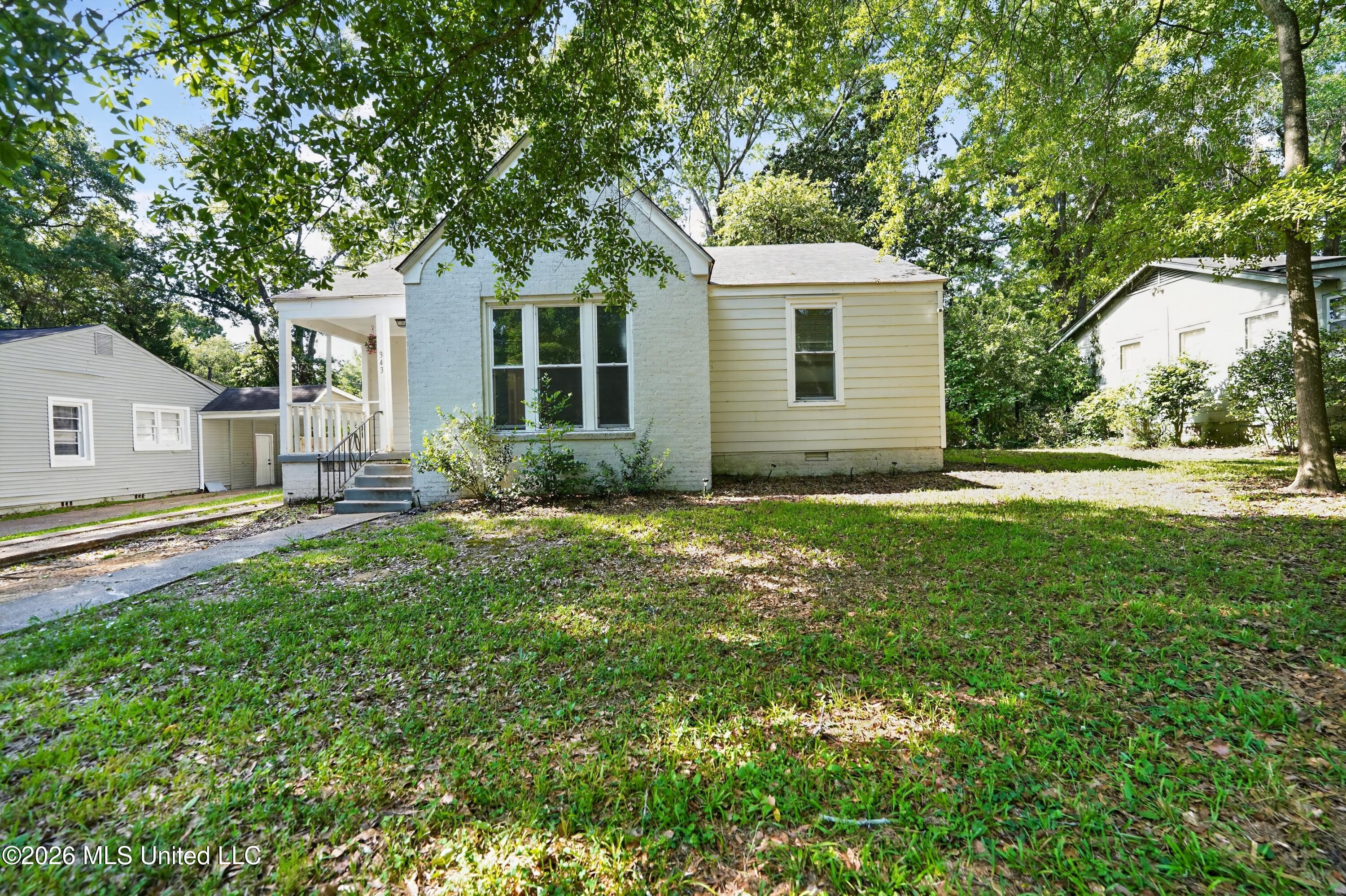 03_343_Broadmoor_Dr-Exterior-6840