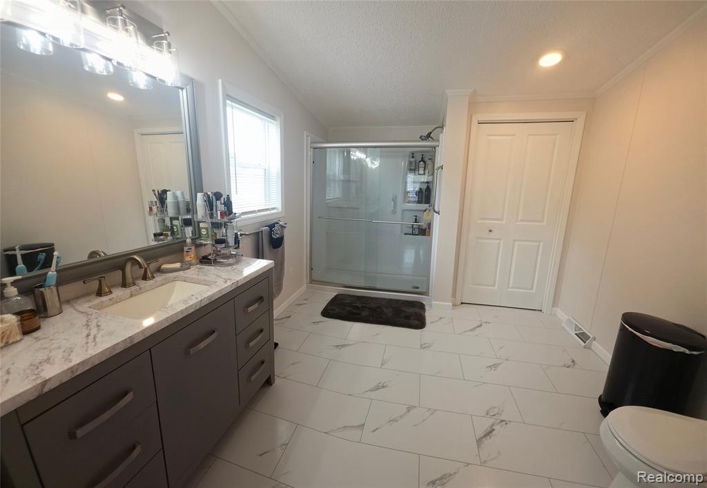 128 Chinkapin Rill Fenton, MI 48430 - Photo 10 of 25