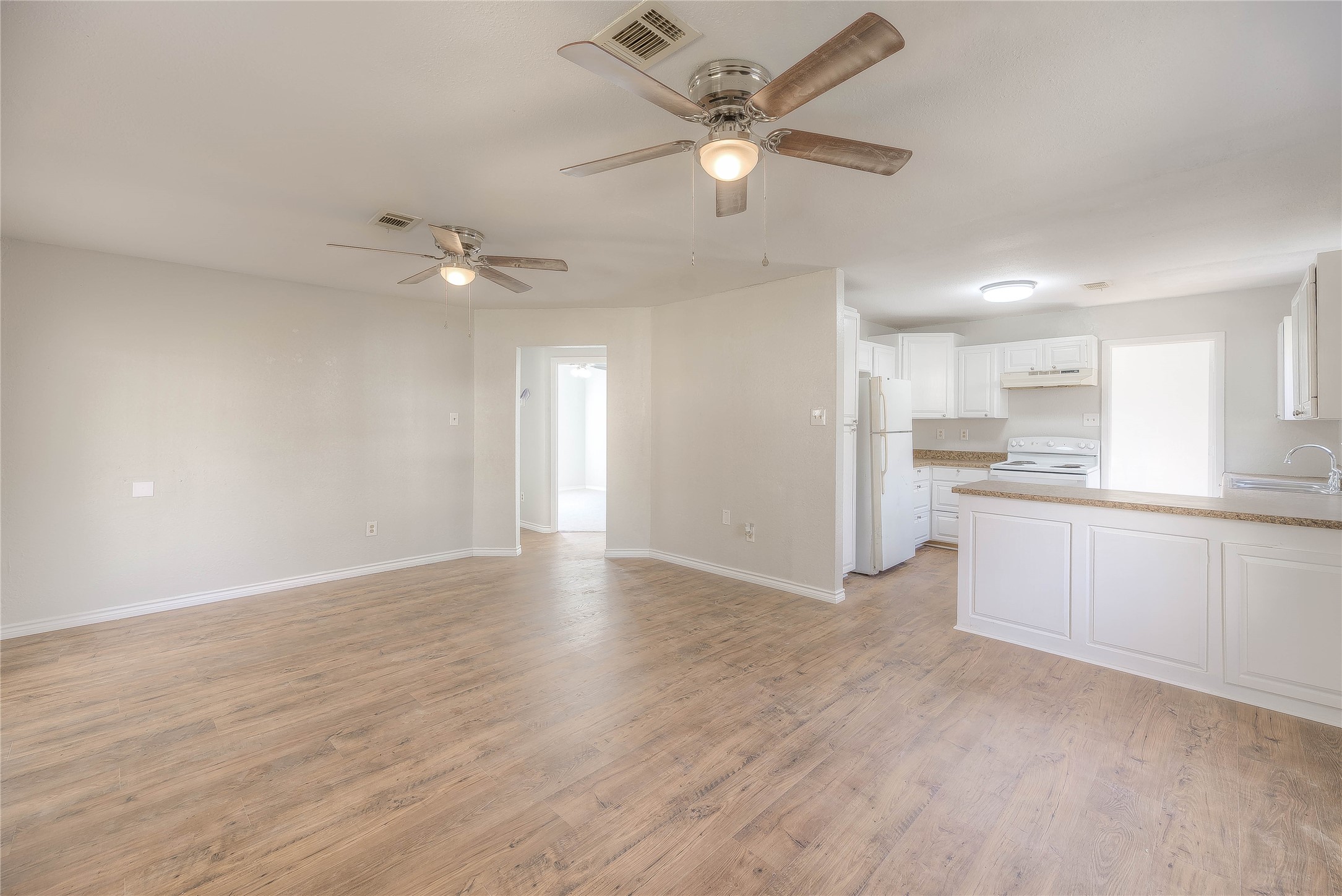 380 Rae Ann Boulevard Livingston, TX 77351 - Photo 5 of 17