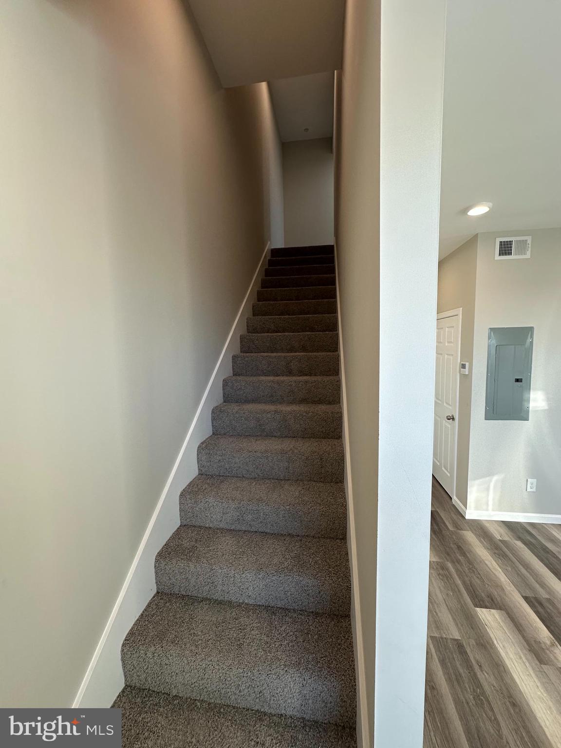 1812 H Place Northeast, Unit 409 Washington, DC 20002 - Photo 6 of 16 a view of an entryway