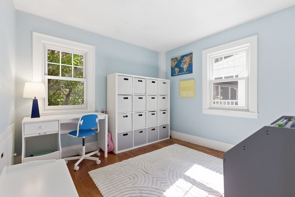 51 Grove Street Reading, MA 01867 - Photo 15 of 41