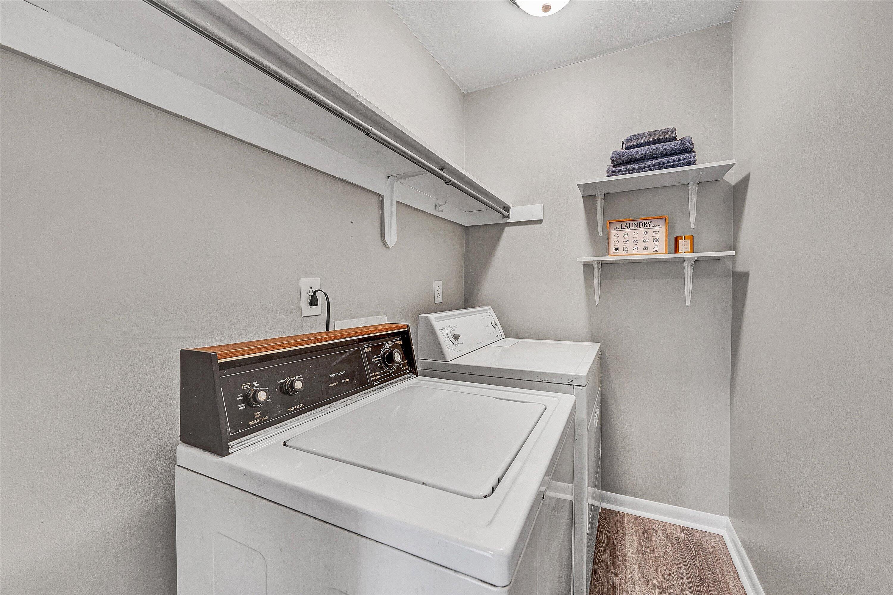 7313 Maple Court Southwest Roanoke, VA 24018 - Photo 18 of 38 a utility room with dryer and washer