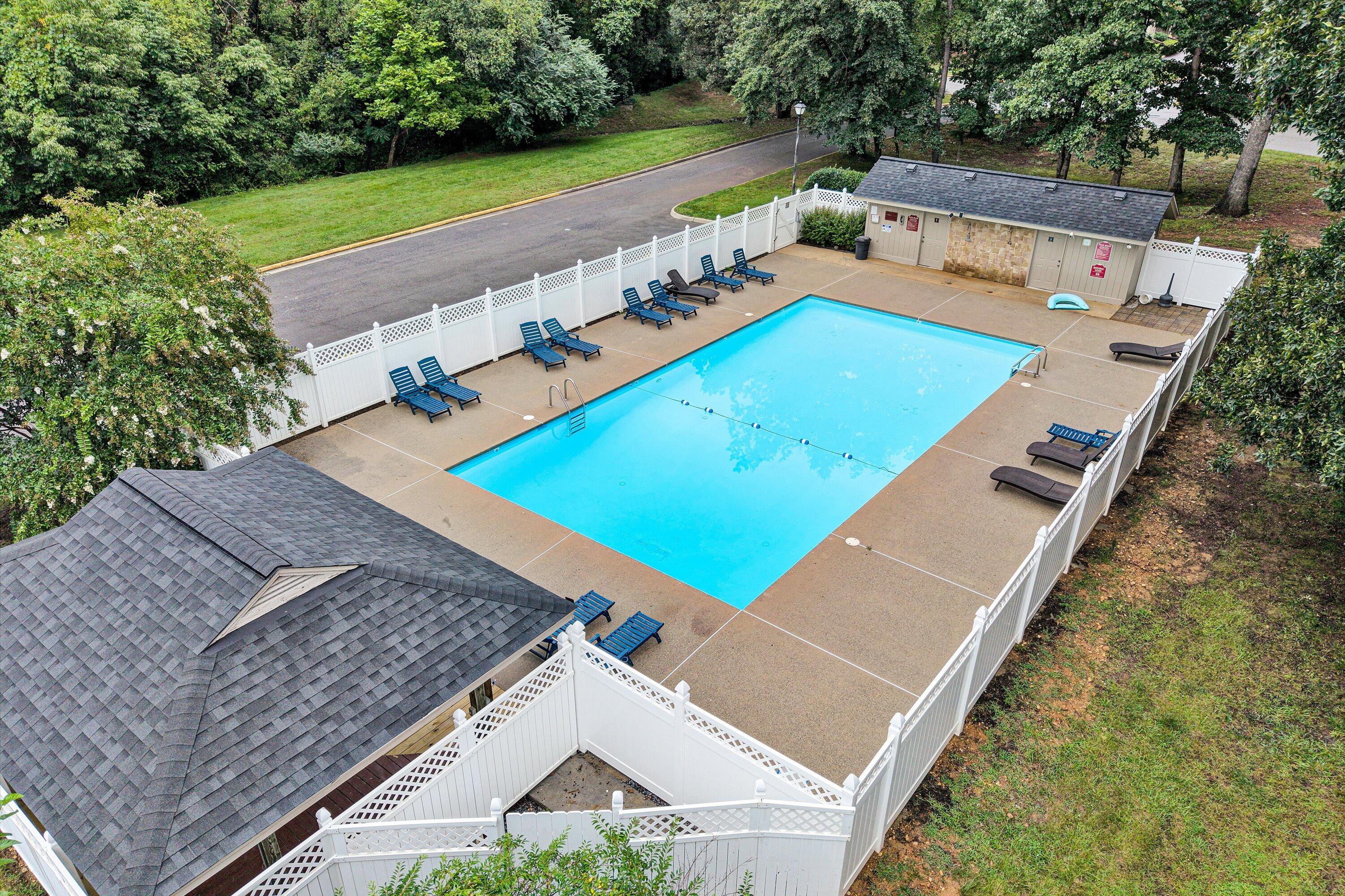 7313 Maple Court Southwest Roanoke, VA 24018 - Photo 37 of 38 an aerial view of a house